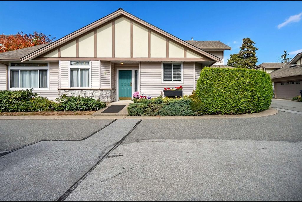 16325 82 Avenue 50, Surrey