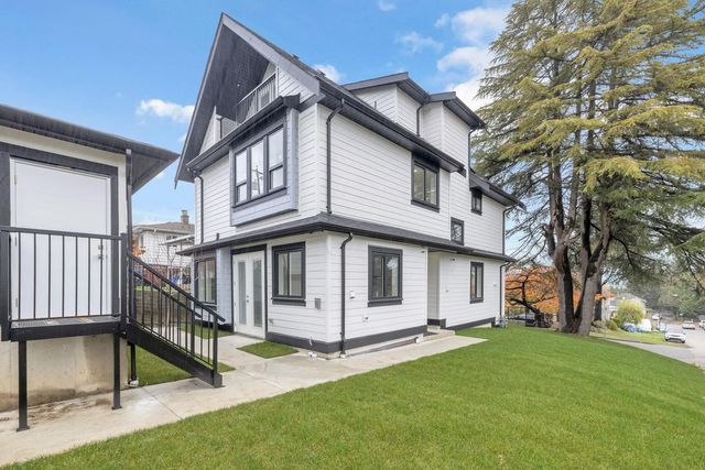 4325 Kamloops Street, Vancouver