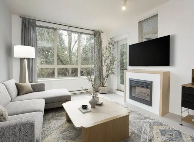 15988 26 Street 223, Surrey