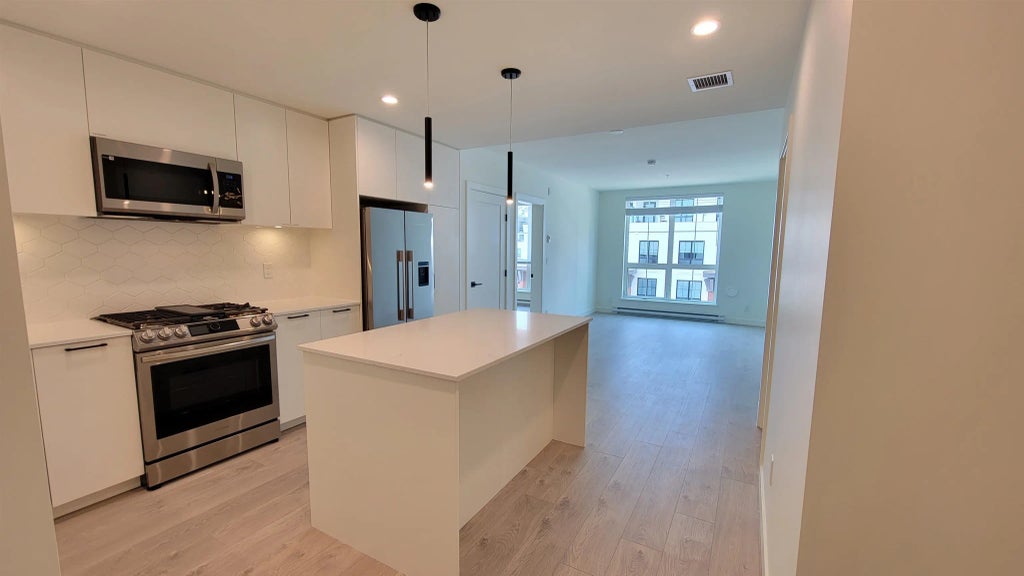 8380 200a Street 215, Langley