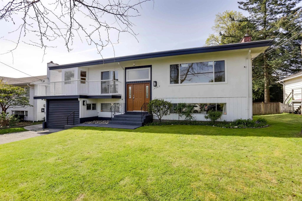 15568 Thrift Avenue, White Rock