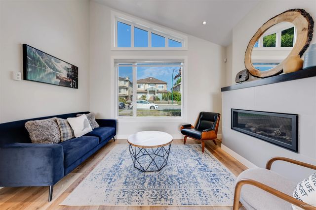 8008 13th Avenue, Burnaby