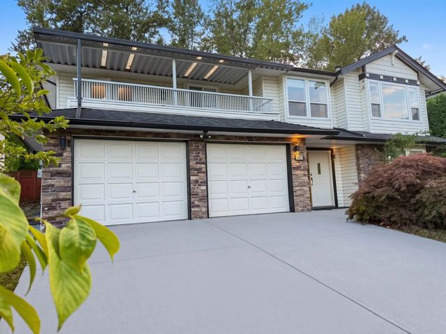 11411 Wellington Crescent, Surrey