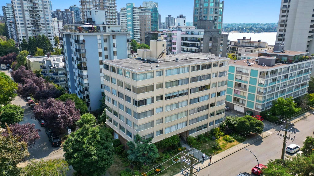 1050 Chilco Street 301, Vancouver
