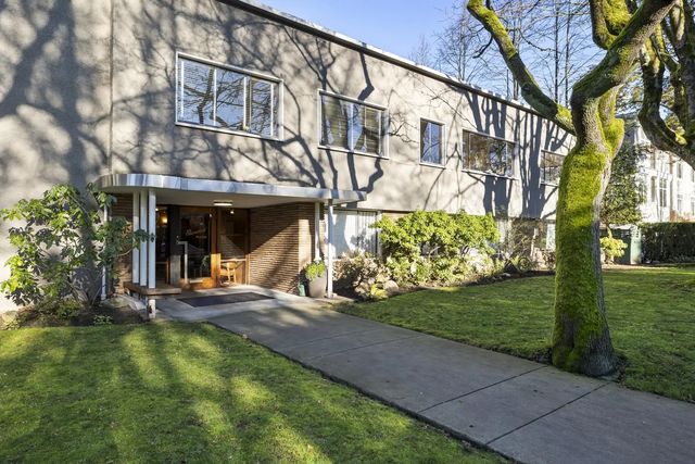 1695 W 10th Avenue 205, Vancouver