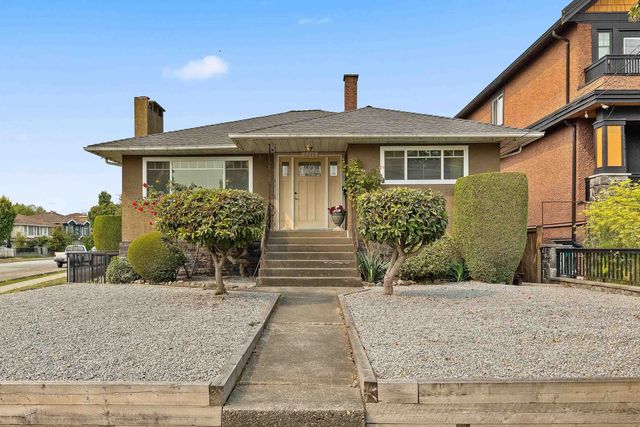 2515 E 45th Avenue, Vancouver