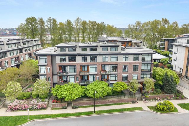 262 Salter Street 414, New Westminster