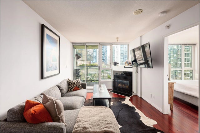 1328 W Pender Street 604, Vancouver