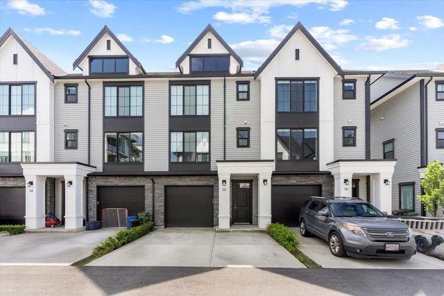 5480 Pebble Lane 15, Chilliwack