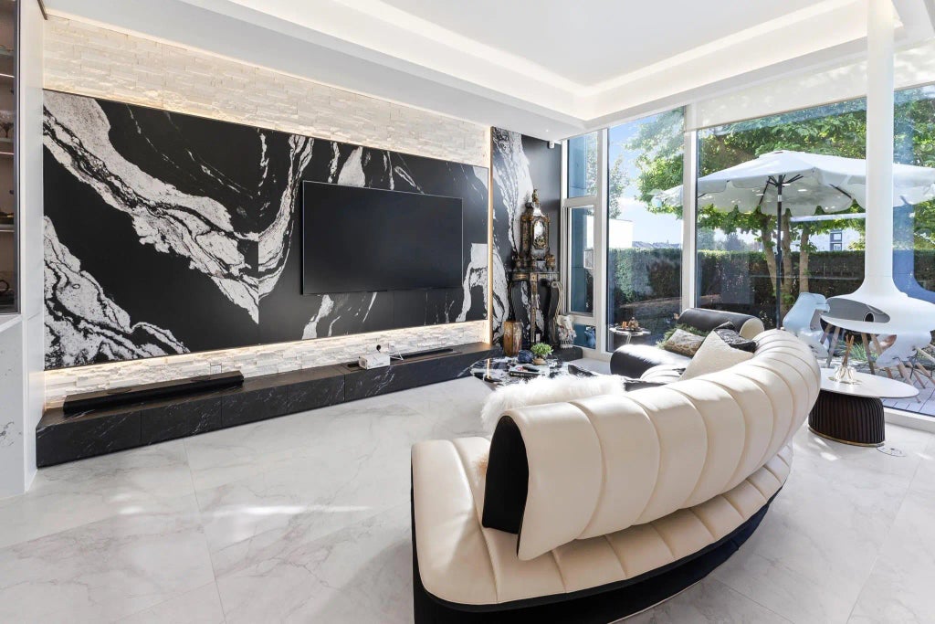 5177 Brighouse Way 207, Richmond