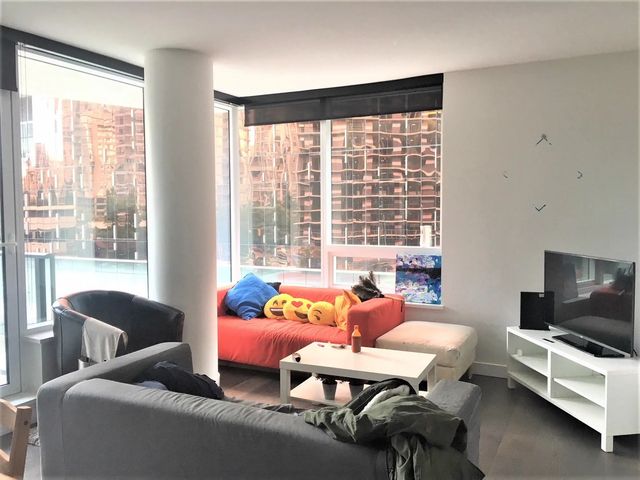 68 Smithe Street 522, Vancouver