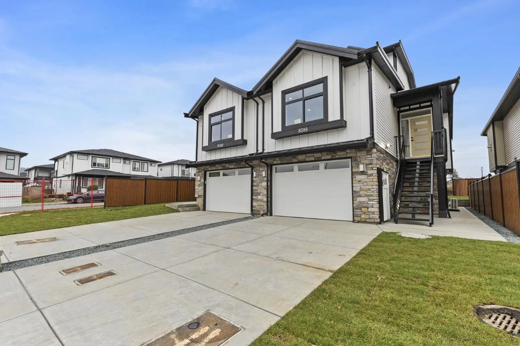 8588 Dunbar Way, Mission