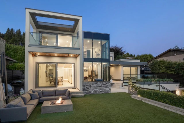 392 Ventura Crescent, North Vancouver