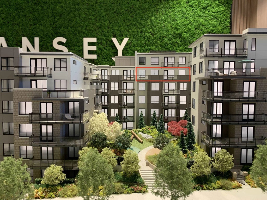 599 Dansey Avenue 620, Coquitlam