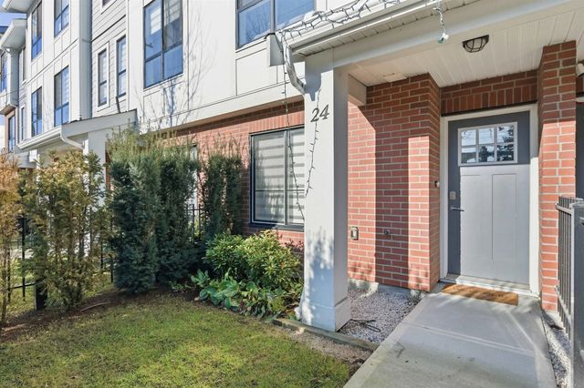 11556 72a Avenue 24, Delta
