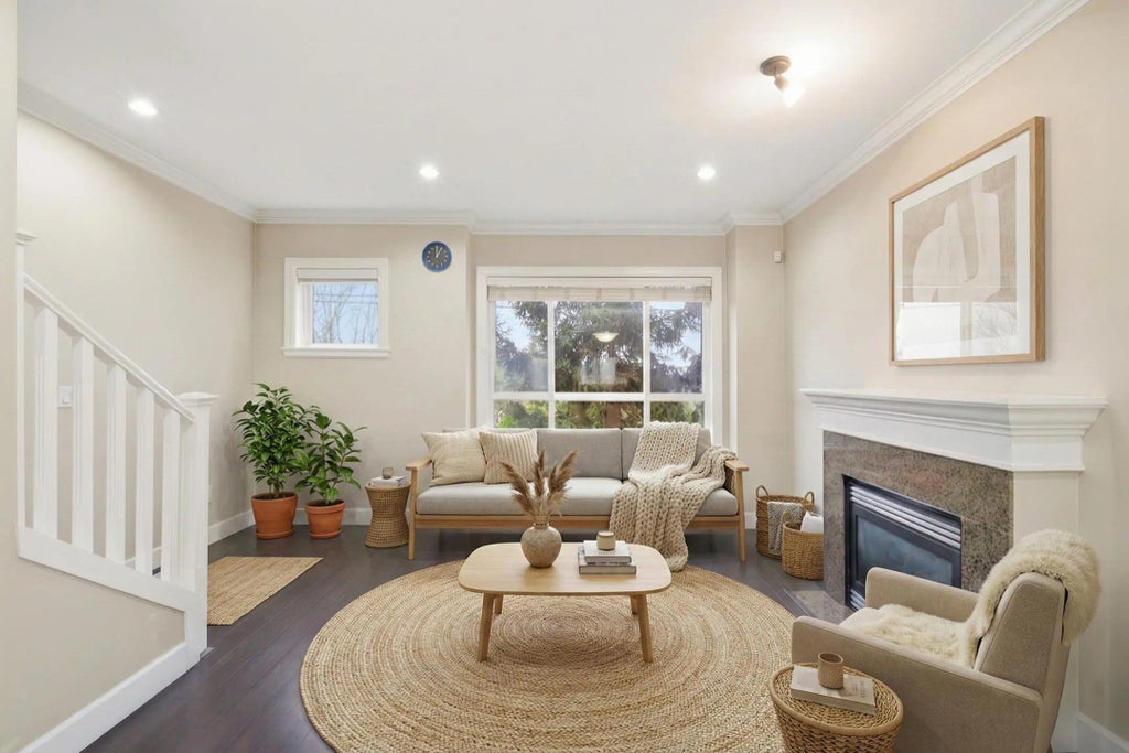 10999 Steveston Highway 11, Richmond