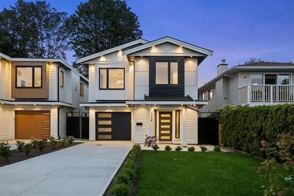 1324 W 15th Street, North Vancouver