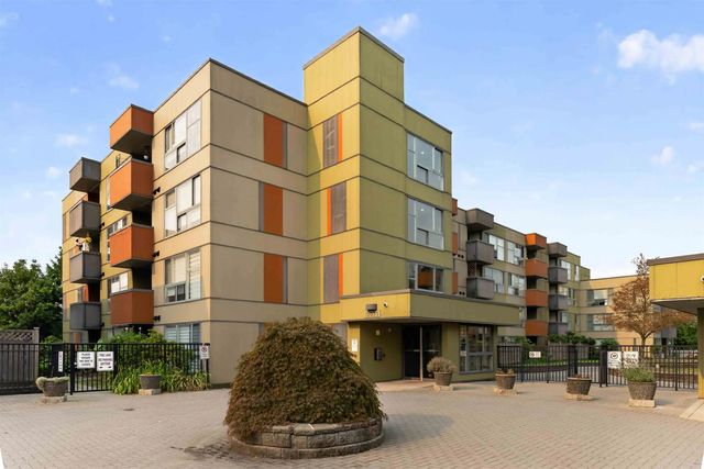 12075 228 Street 403, Maple Ridge