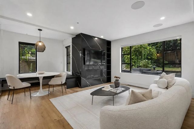 2119 Yew Street 104, Vancouver