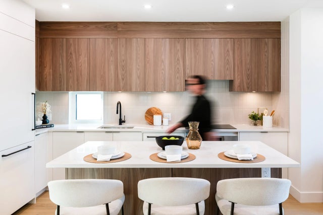 1552 E 3rd Avenue 122, Vancouver