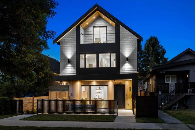 2435 Napier Street 1, Vancouver
