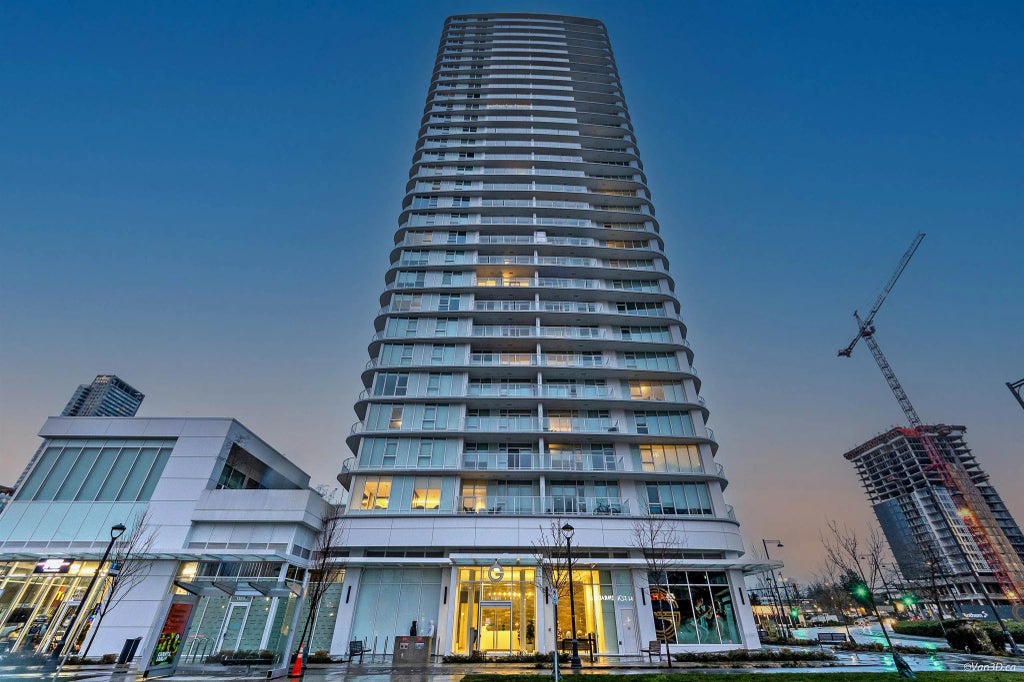 13685 102 Avenue 809, Surrey