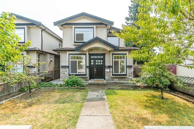 7734 16th Avenue, Burnaby