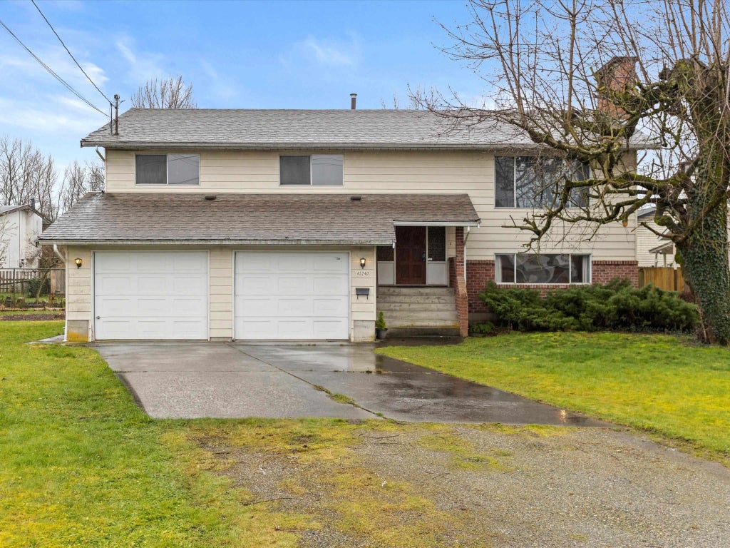 45240 Trutch Avenue, Chilliwack
