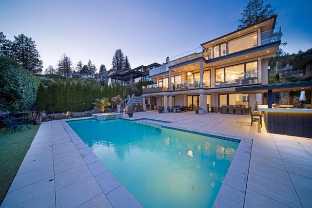 2538 Ottawa Avenue, West Vancouver