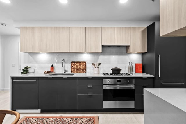 2423 Grant Street, Vancouver