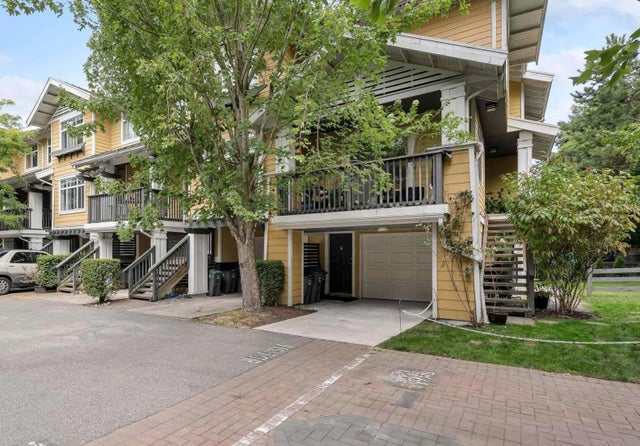 15233 34th Avenue 18, Surrey