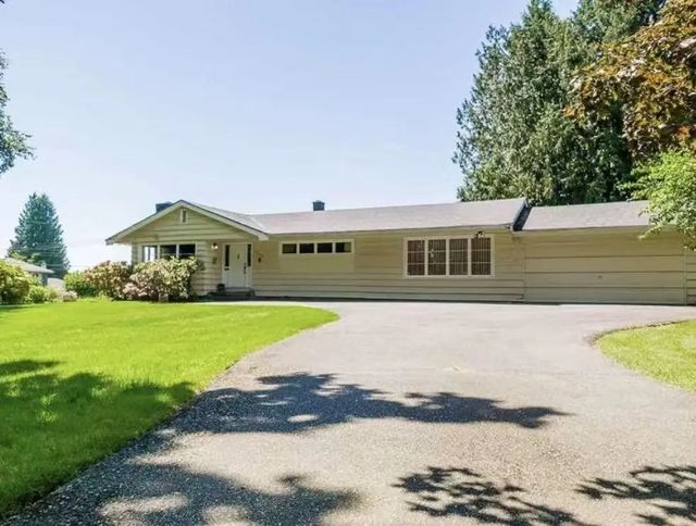 7441 Mckay Avenue, Burnaby