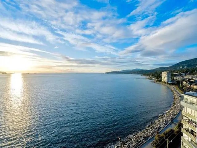 2240 Bellevue Avenue 1401, West Vancouver