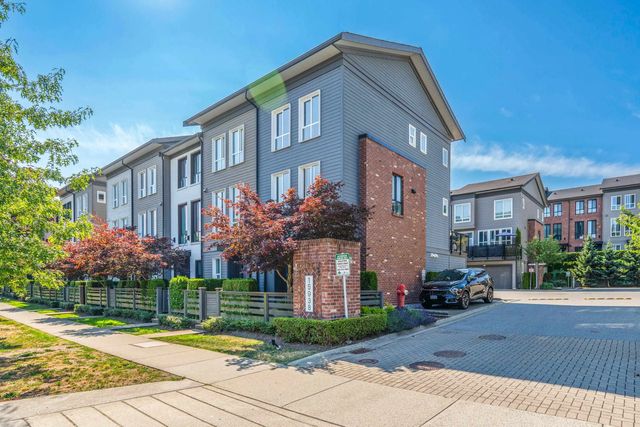15938 27 Avenue 20, Surrey