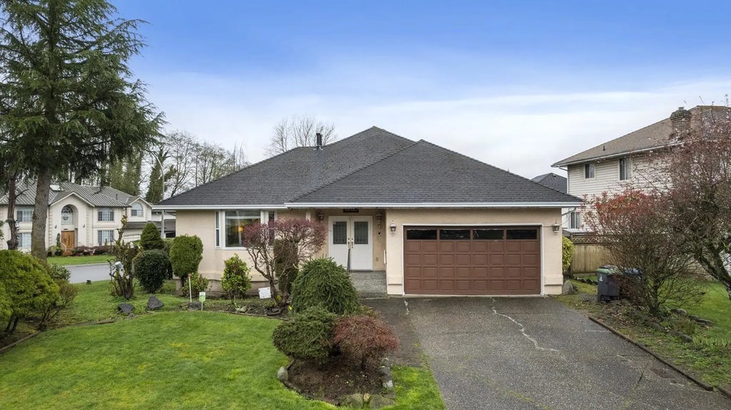 14092 86a Avenue, Surrey