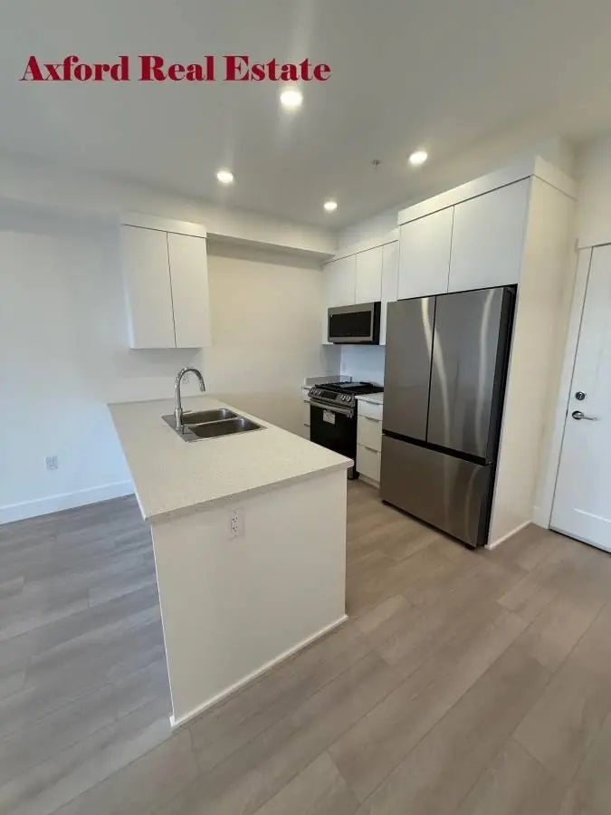 22633 Selkirk Avenue, Maple Ridge