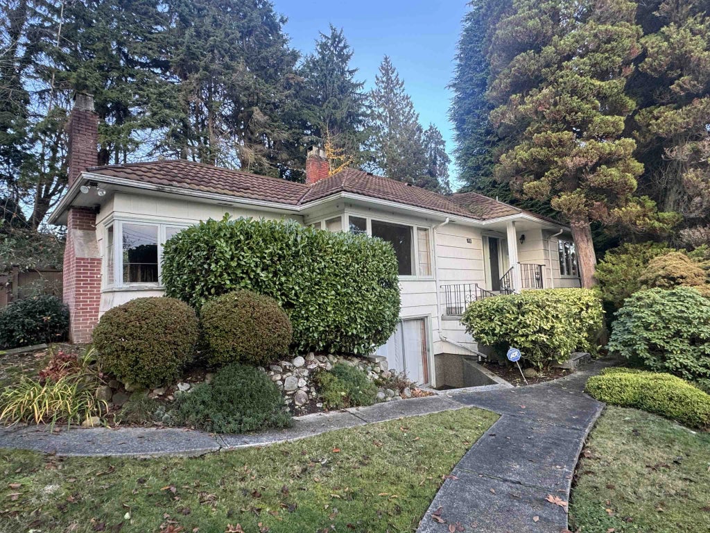 753 Keith Road, West Vancouver