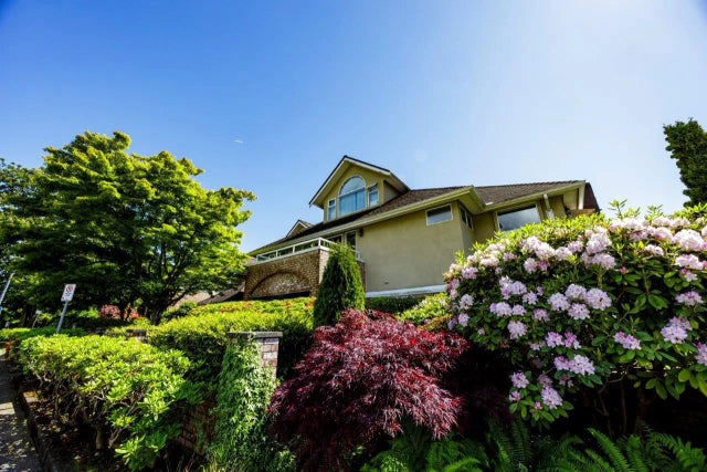 2150 Marine Drive 17, West Vancouver