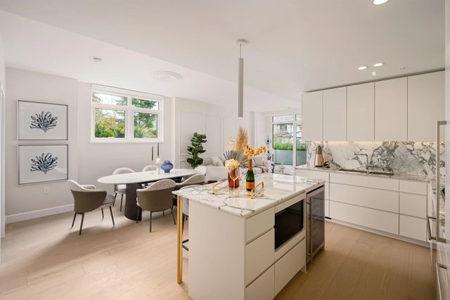 3668 W 10th Avenue 202, Vancouver