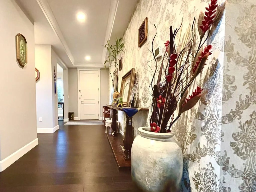 16412 26b Avenue, Surrey