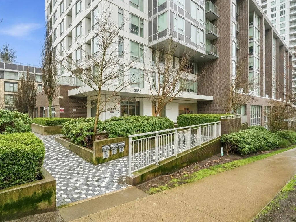 5665 Boundary Road 622, Vancouver