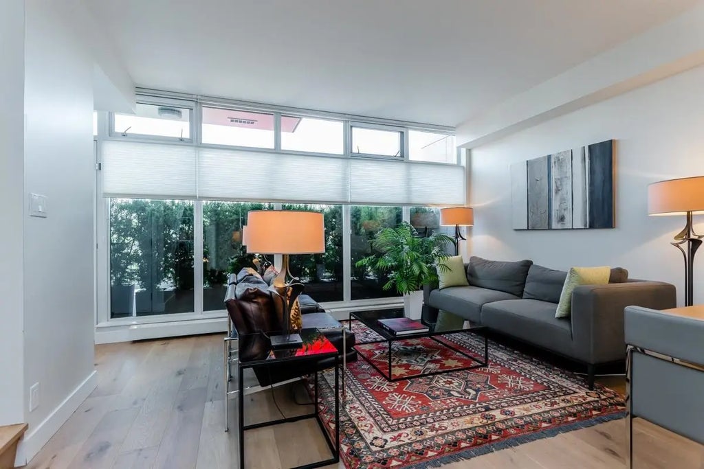 1635 Eastern Avenue, North Vancouver