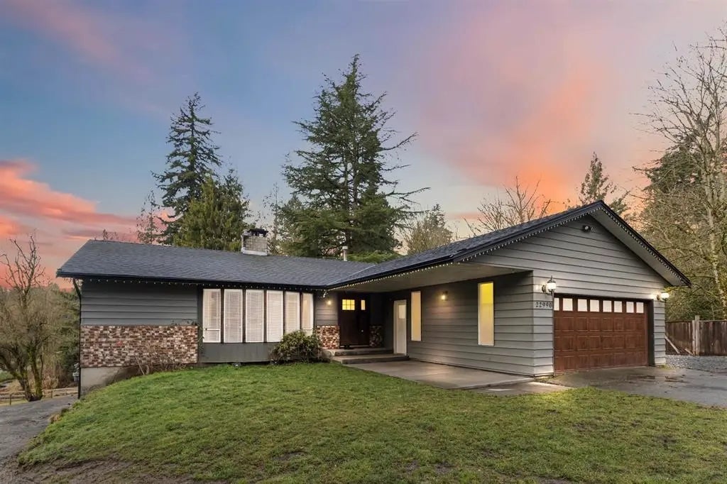 22990 70a Avenue, Langley