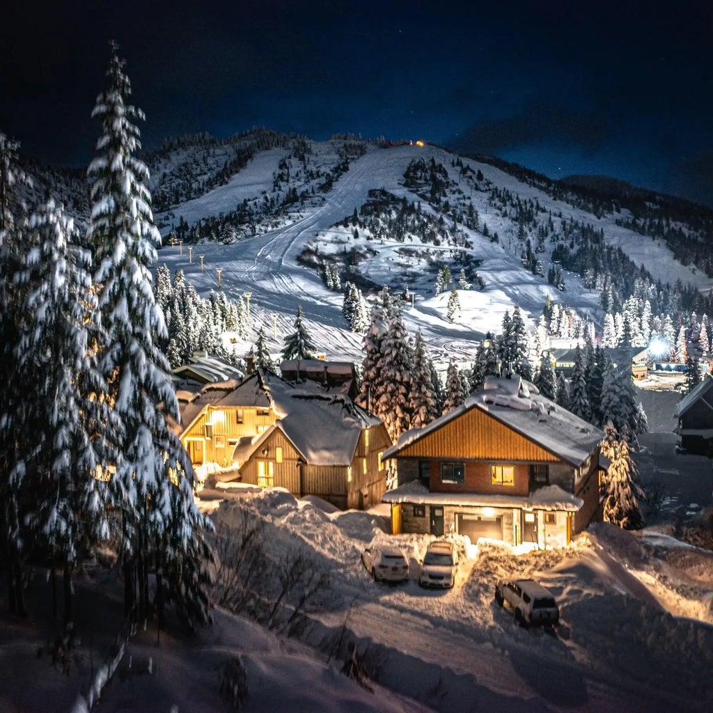 20921 Snowflake Crescent 2, Mission