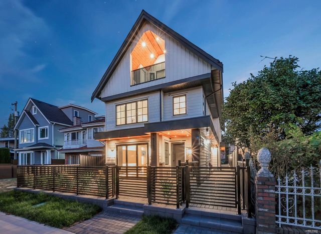5150 Spencer Street 1, Vancouver