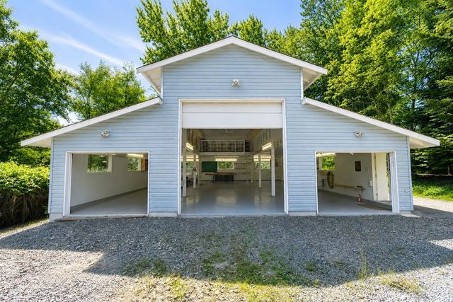 21154 Crush Crescent, Langley