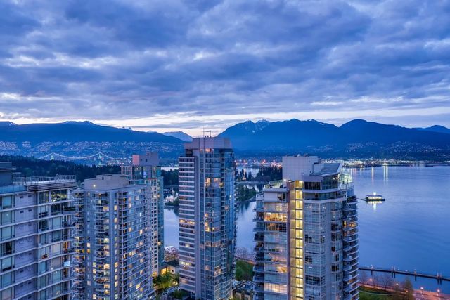 1188 W Pender Street 3201, Vancouver