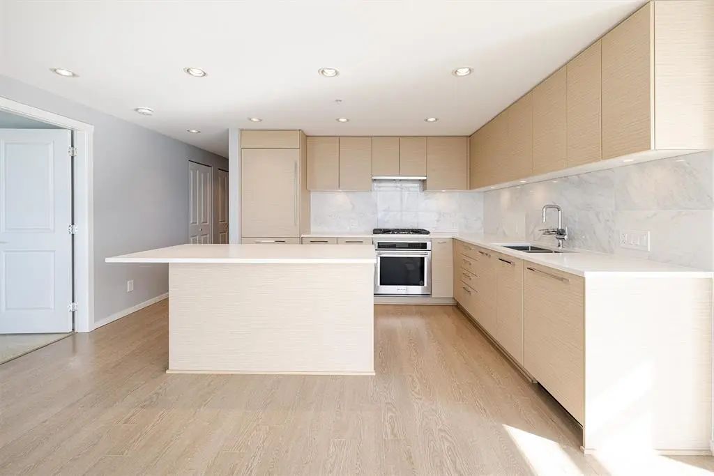 6700 Dunblane Avenue 2508, Burnaby