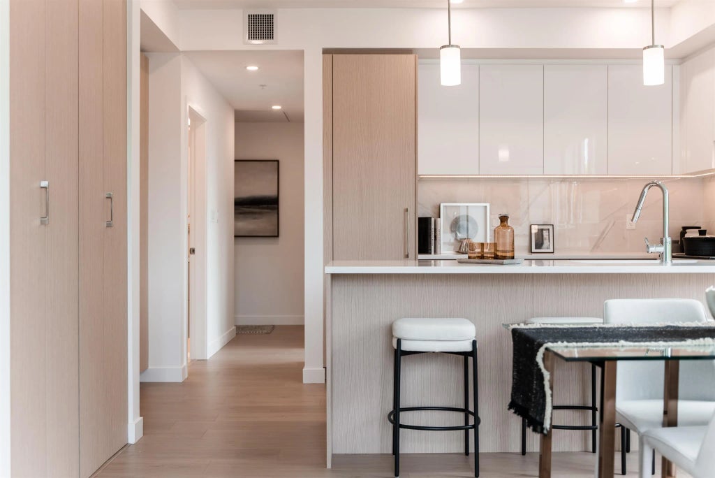 150 James Road 416, Port Moody