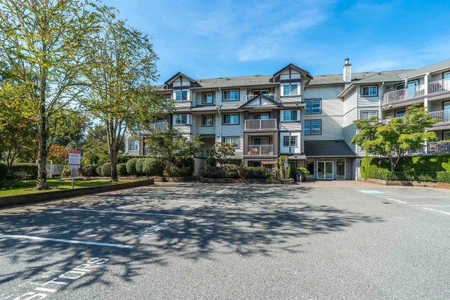 19320 65 Avenue 209, Surrey
